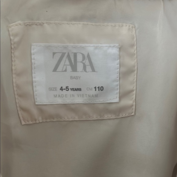Zara Cream Puffer Jacket with Plush Material and Attached Hood - Picture 2 of 2